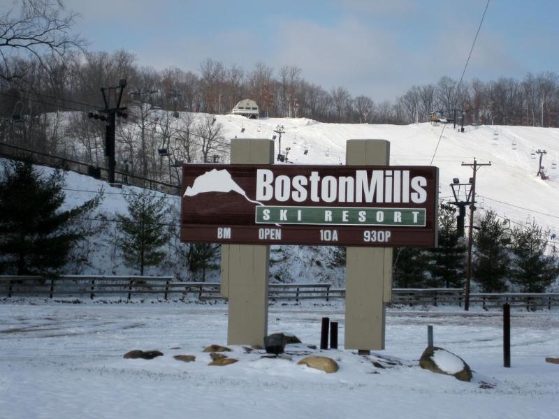 מלון Baymont By Wyndham Boston Heights/Hudson מראה חיצוני תמונה